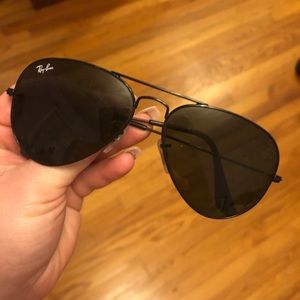 Small framed black Ray Bans